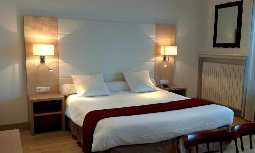 Hotel Uhainak - photo 2